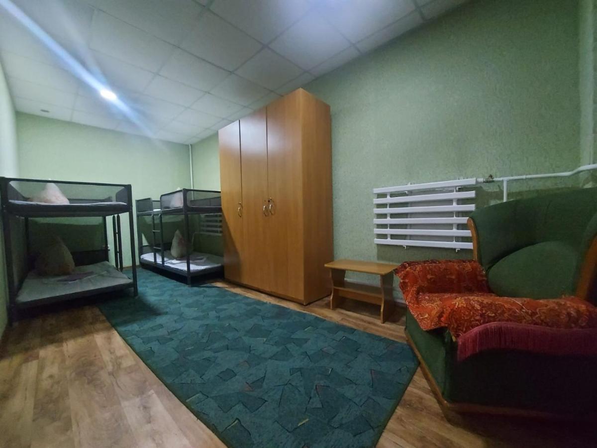 Мини-Отель "Алатау",Хостел Павлодар Екстериор снимка